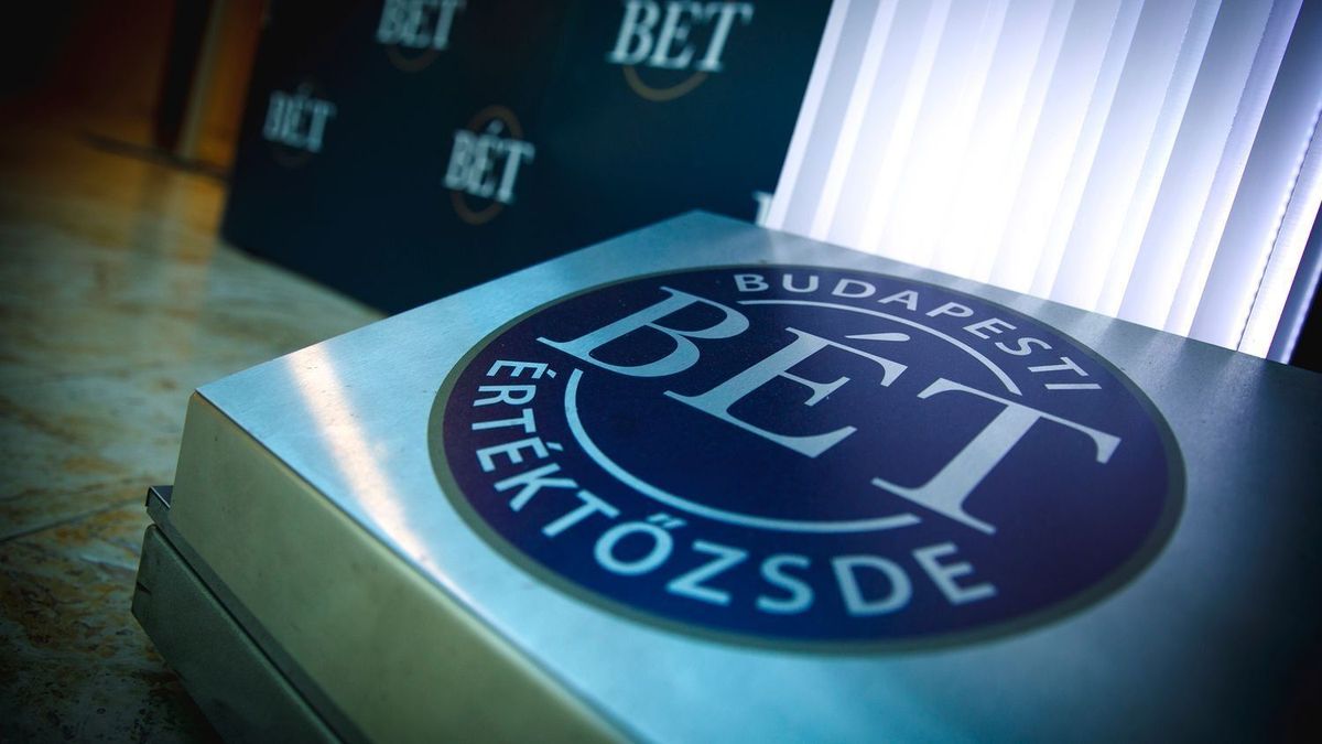 Hajszálnyit emelkedett a BUX, a Richter szárnyalt, az OTP-t mélybe rántották 