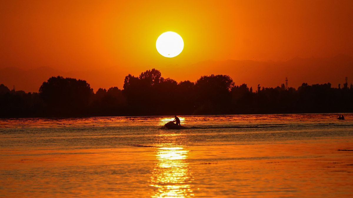 Sunset In Srinagar, Srí Lanka