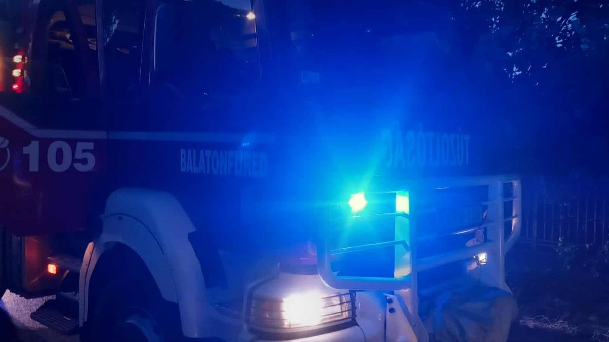 Tűz ütött ki a Fazekas Mihály Gimnáziumban, több mint ezren hagyták el az épületet 