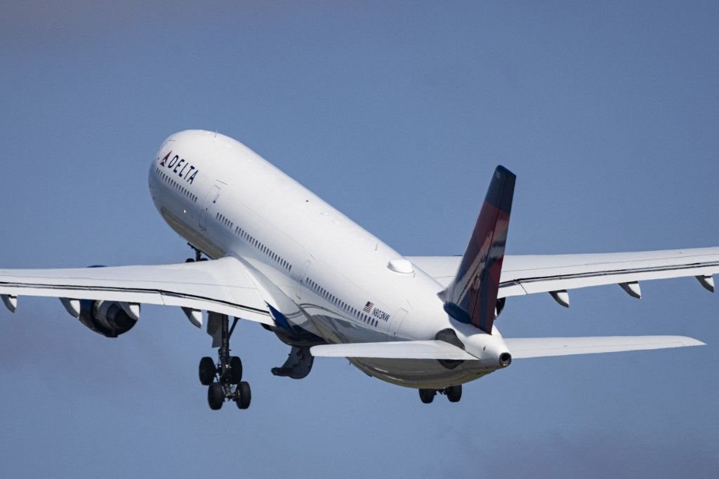 Delta Air Lines Airbus A330 Departing From Amsterdam