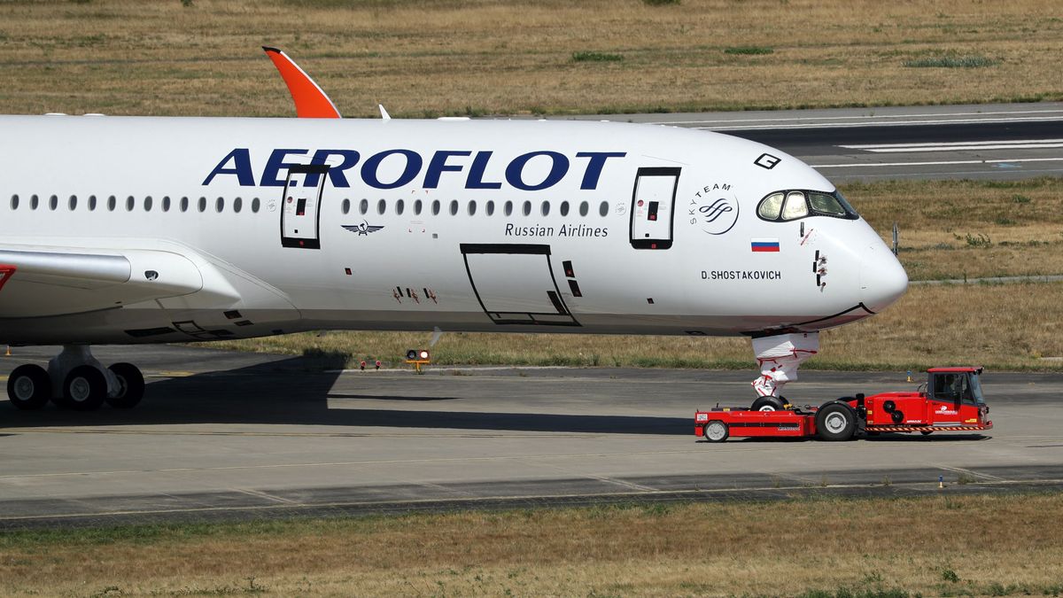 Hekerji prizadeli rusko letalsko družbo Aeroflot, odpovedanih na desetine poletov