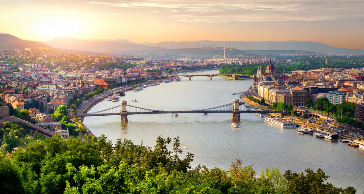 Budapest, Magyarország
Otthon Start Program