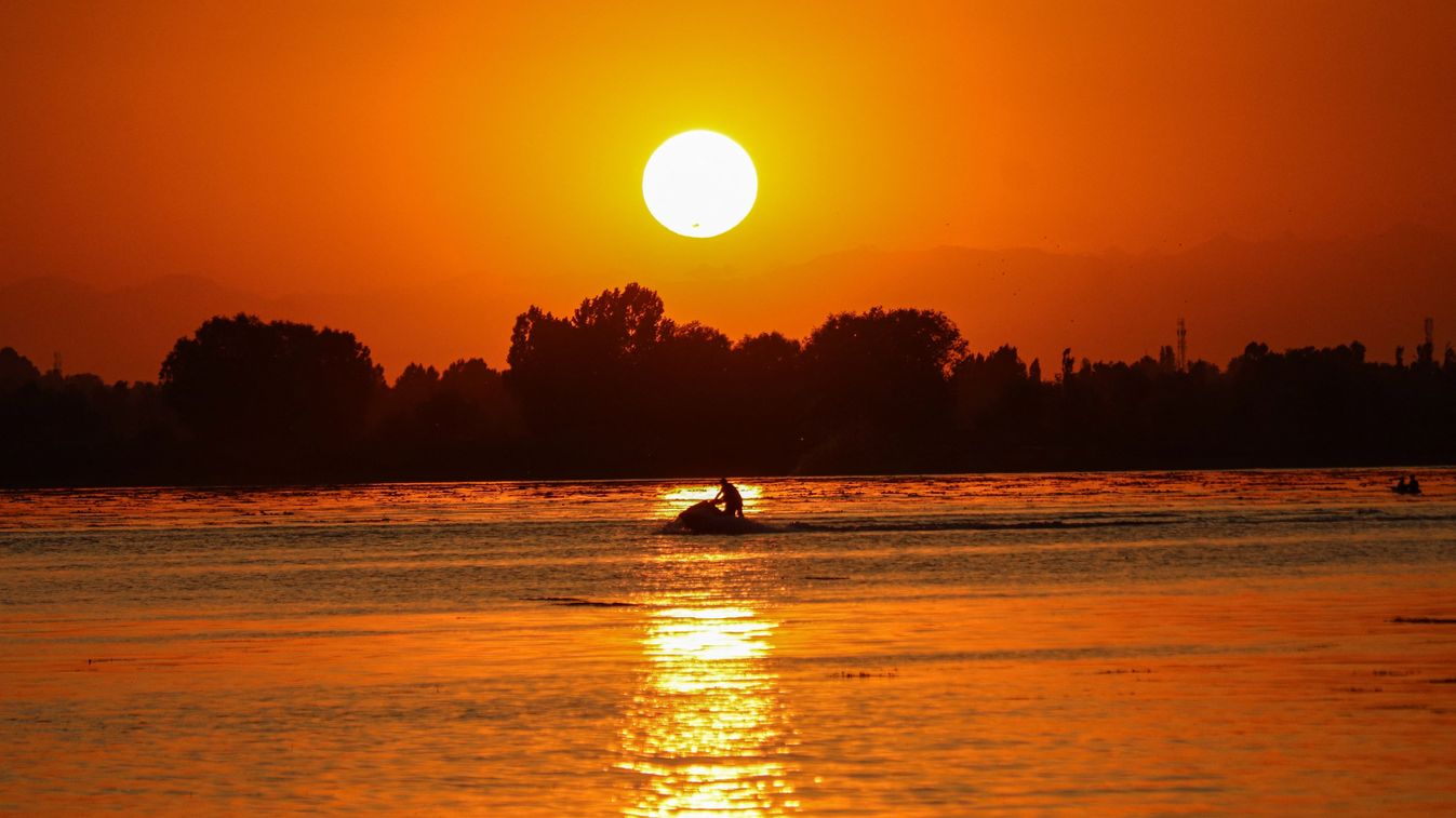 Úgy veszik a magyarok a hajókat, mintha nem lenne holnap – hamarosan a jet skik tarolhatják le a piacot Kép