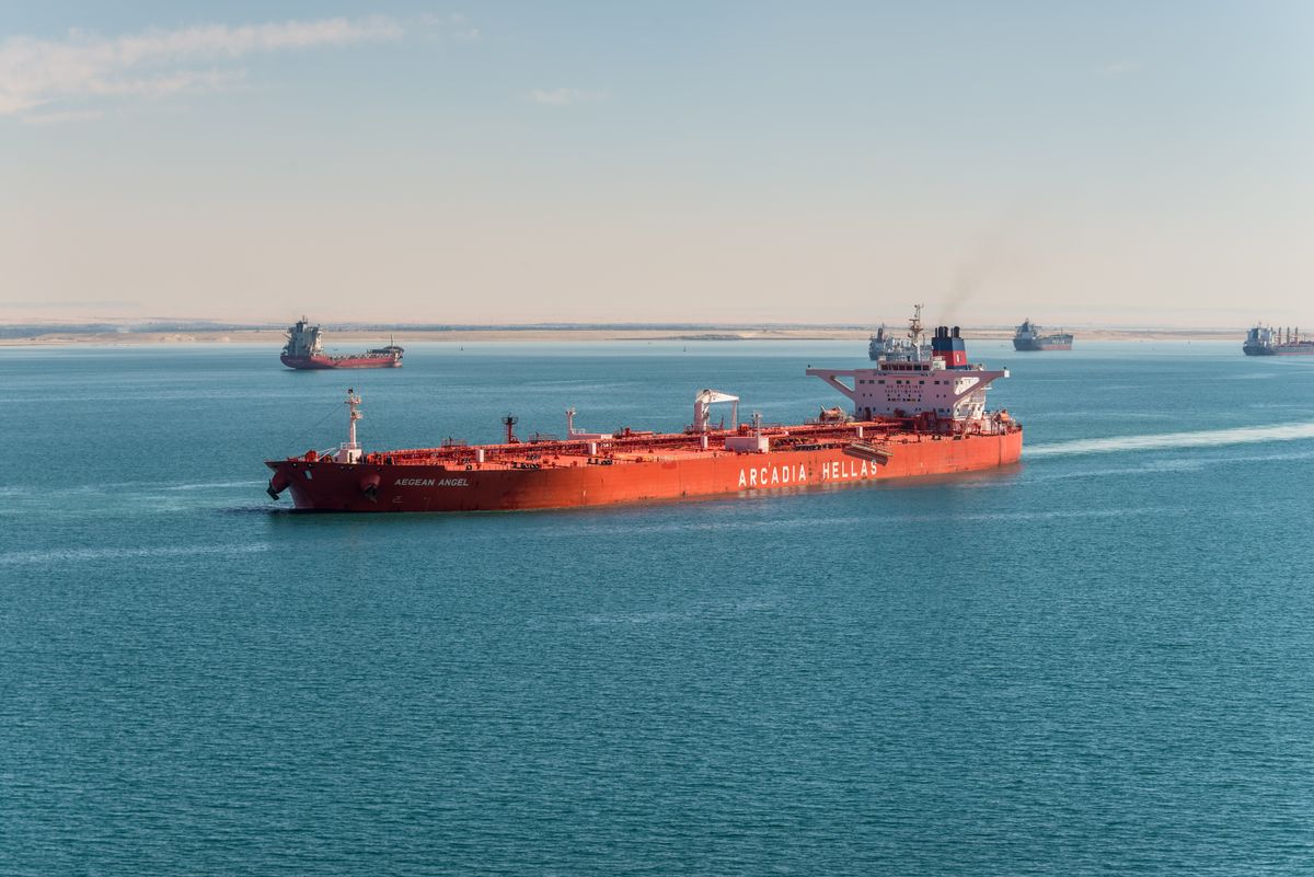 olajfúró hajó Suez,,Egypt,-,November,5,,2017:,Crude,Oil,Tanker,Aegean