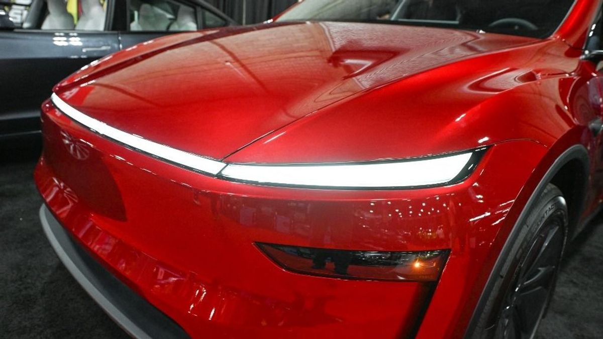 Szárnyal az új Tesla Model Y az Egyesült Királyságban – de Európában szenved a márka 