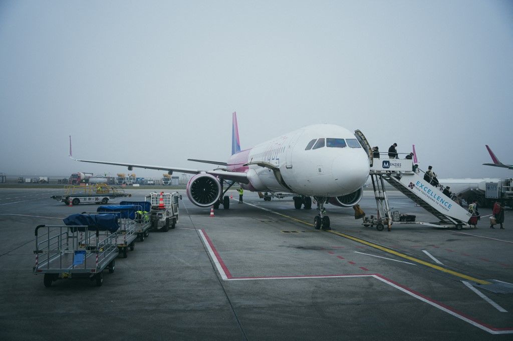 HUNGARY-BUDAPEST-LISZT-FERENC-AIRPORT-ILLUSTRATIONS Jelentést adott ki a Budapest Airport: újabb zivatar érte el a ferihegyi repülőtér – így közlekednek most a repülőgépek