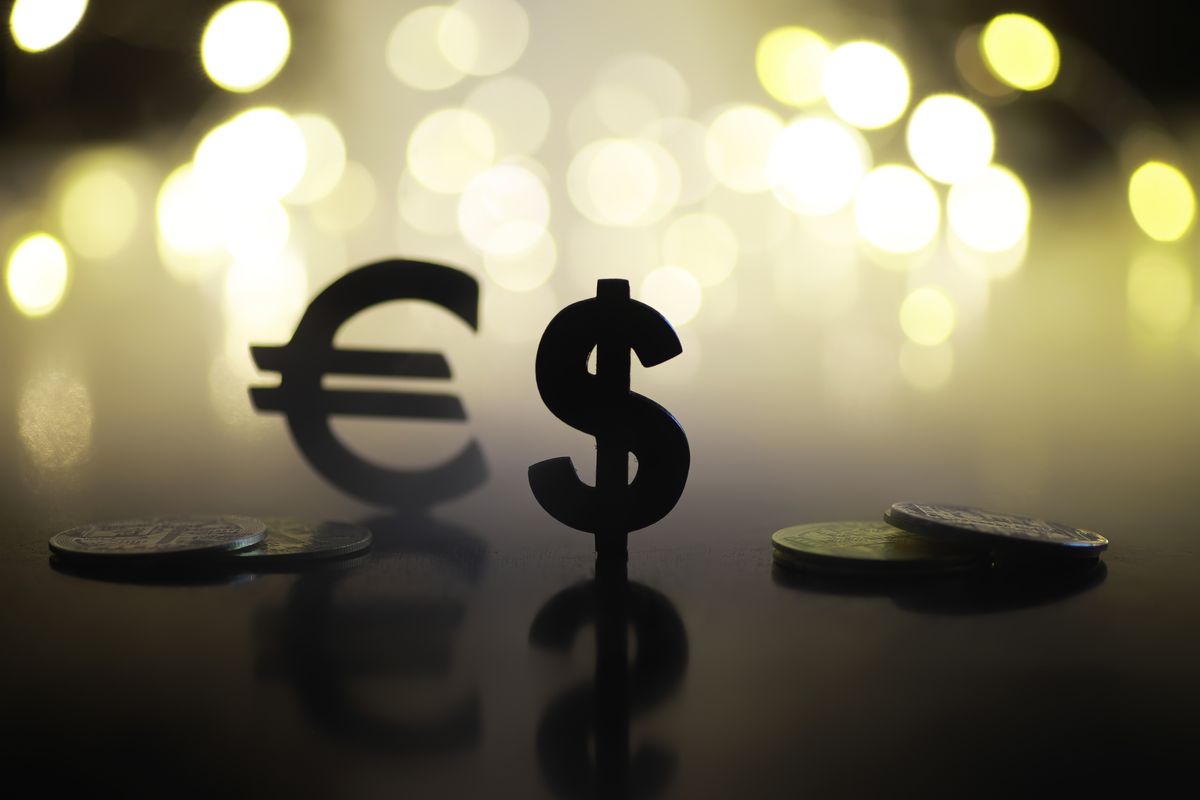 euro, dollár