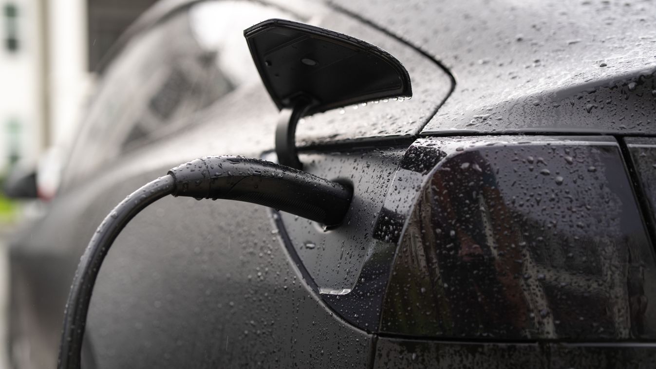 Kína fellép a túlkínálat ellen: durván átszabhatja az elektromos járművek piacát Kép