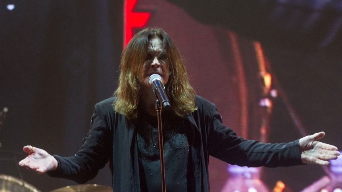 Elhunyt Ozzy Osbourne 