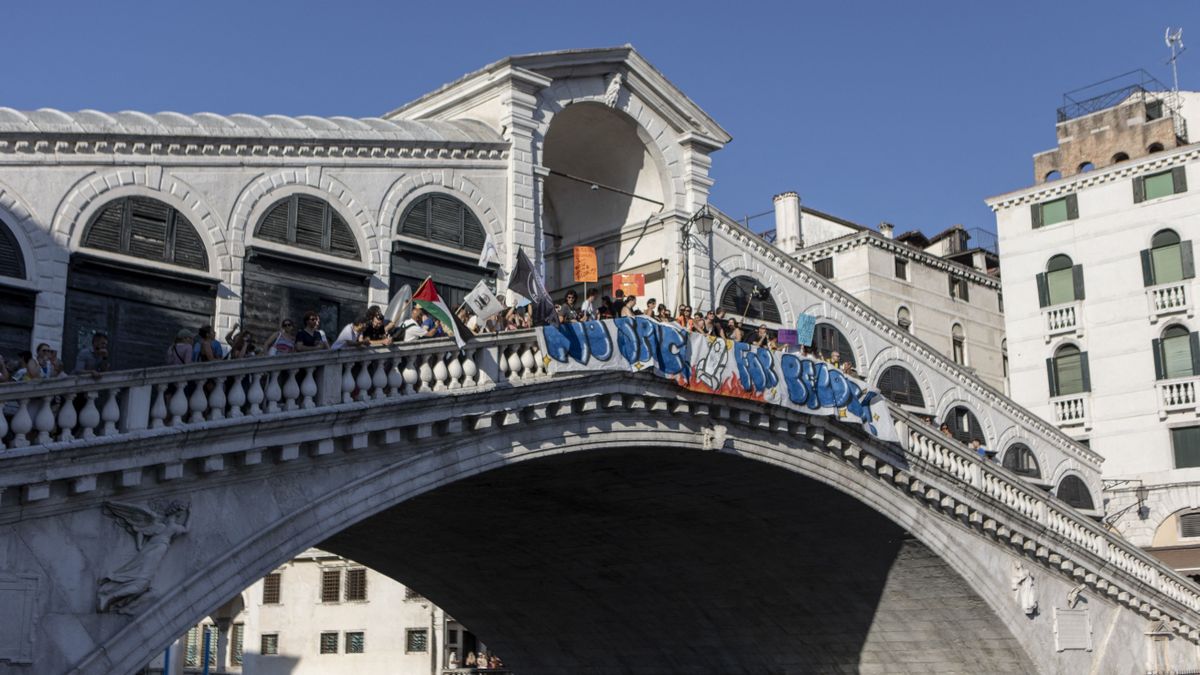 Kiderült mennyit fizettek eddig a turisták Velence városba való belépésért
