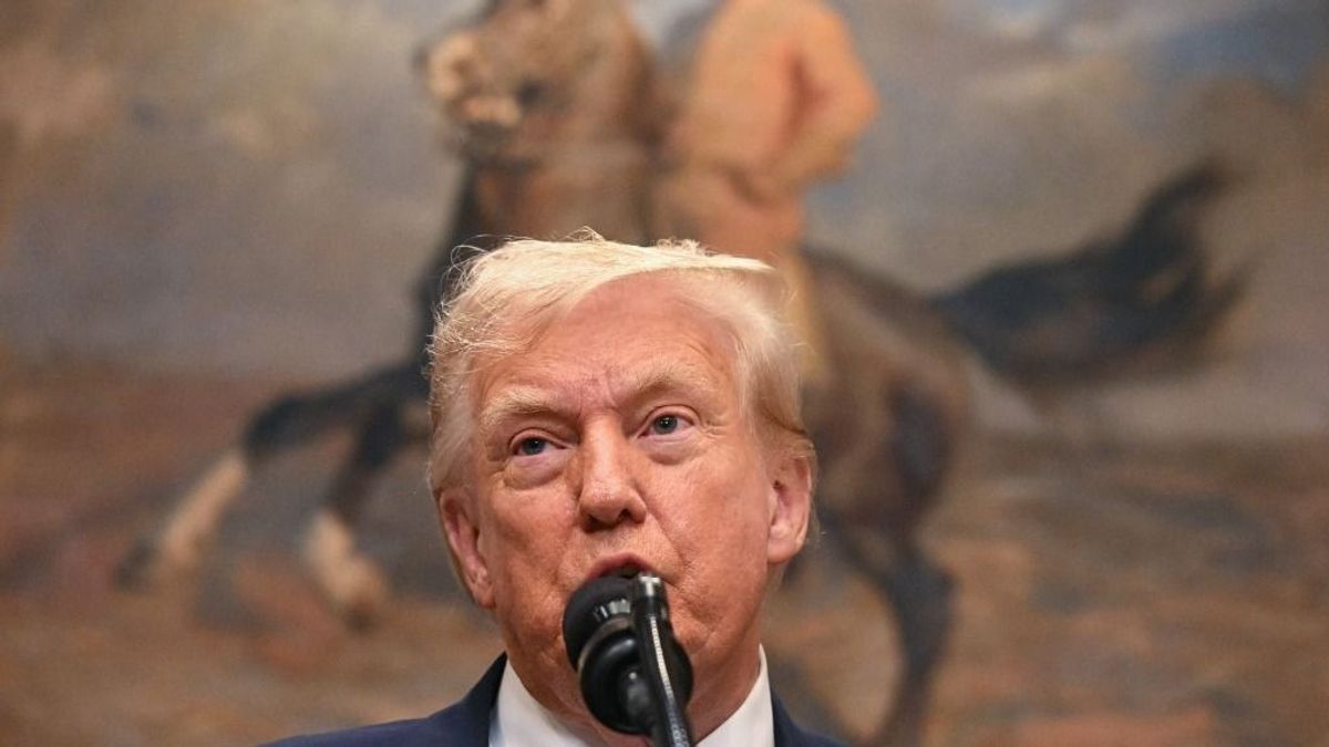 Kőkeményen beleszállt a gyógyszergyártókba Donald Trump: ha nem engedelmeskednek mindent bevet 
