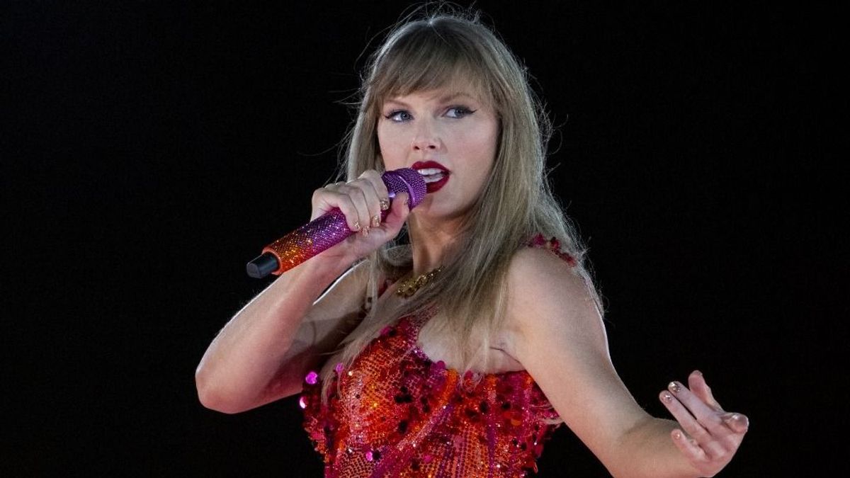 Taylor Swifték húzták a brit gazdaságot, elképesztő bevételt termeltek az élő koncertek 