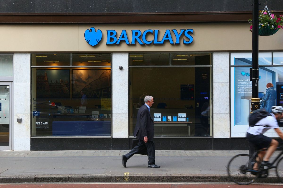 London,,Uk,-,July,7,,2016:,Person,Walks,By,Barclays