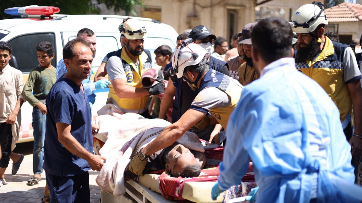 Explosions at arms depot in northern Syria kill 5, injure 63 szíriai fegyverraktár