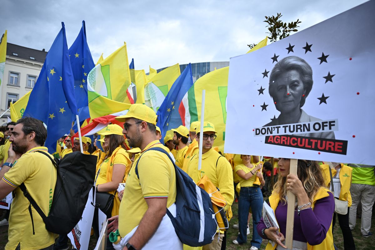 European farmers protest upcoming CAP budget in Brussels