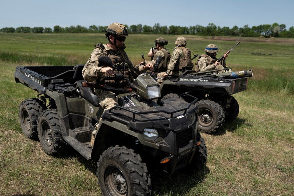 orosz-ukrán háború
Oroszország, orosz hadsereg
motorkerékpár, motor, quad