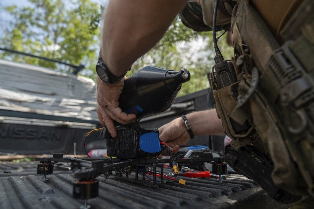 Fiber-optic drone training in the Donetsk region Az oroszok kezébe került az ukránok csodafegyvere: most rájöhetnek, hogyan védekezzenek ellene 