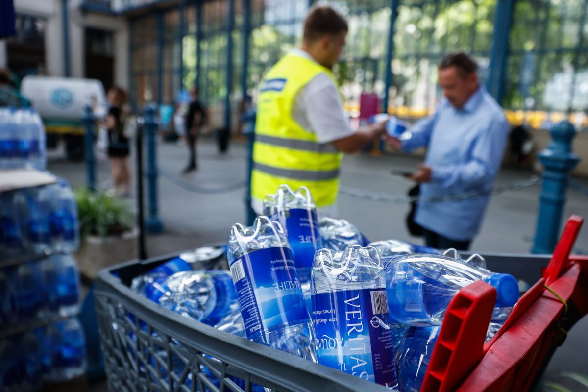 MÁV ivóvízosztás
hőségriadó hőségriasztás