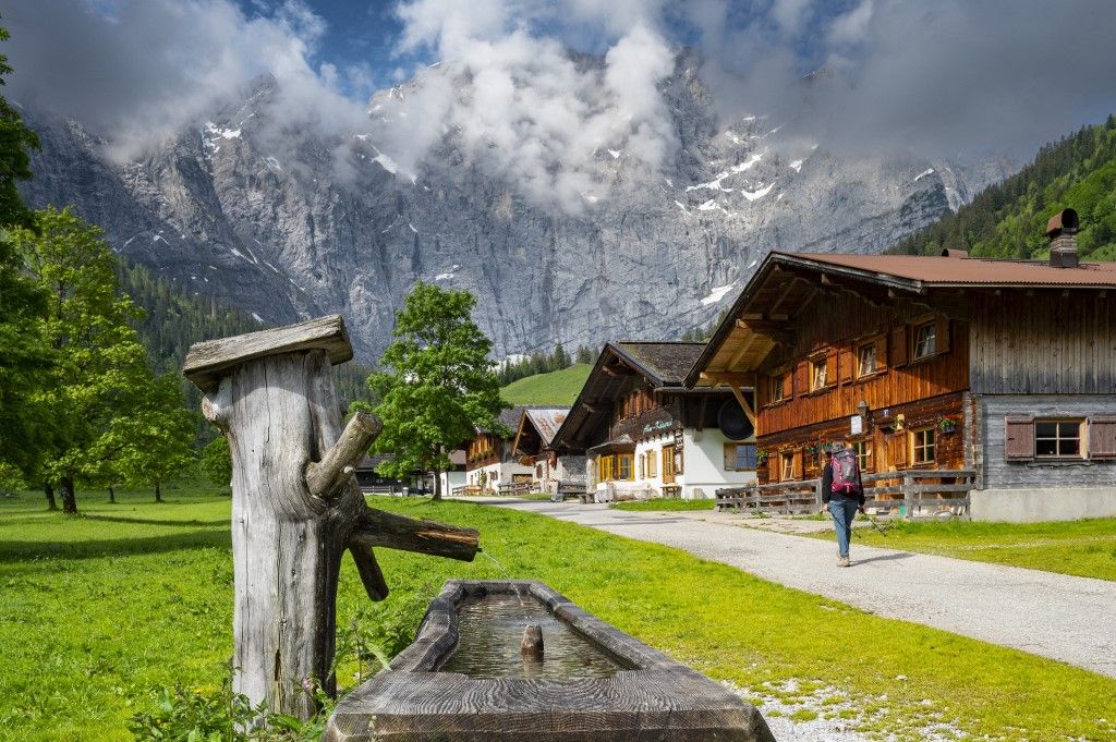 Austria tirol innsbruck karwendel regional nature park risstal valley hamlet eng its osztrák