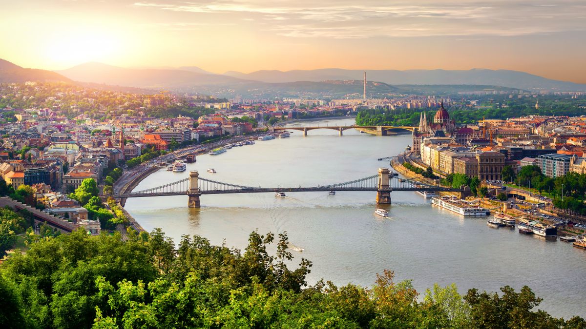 Budapest, Magyarország
Otthon Start Program