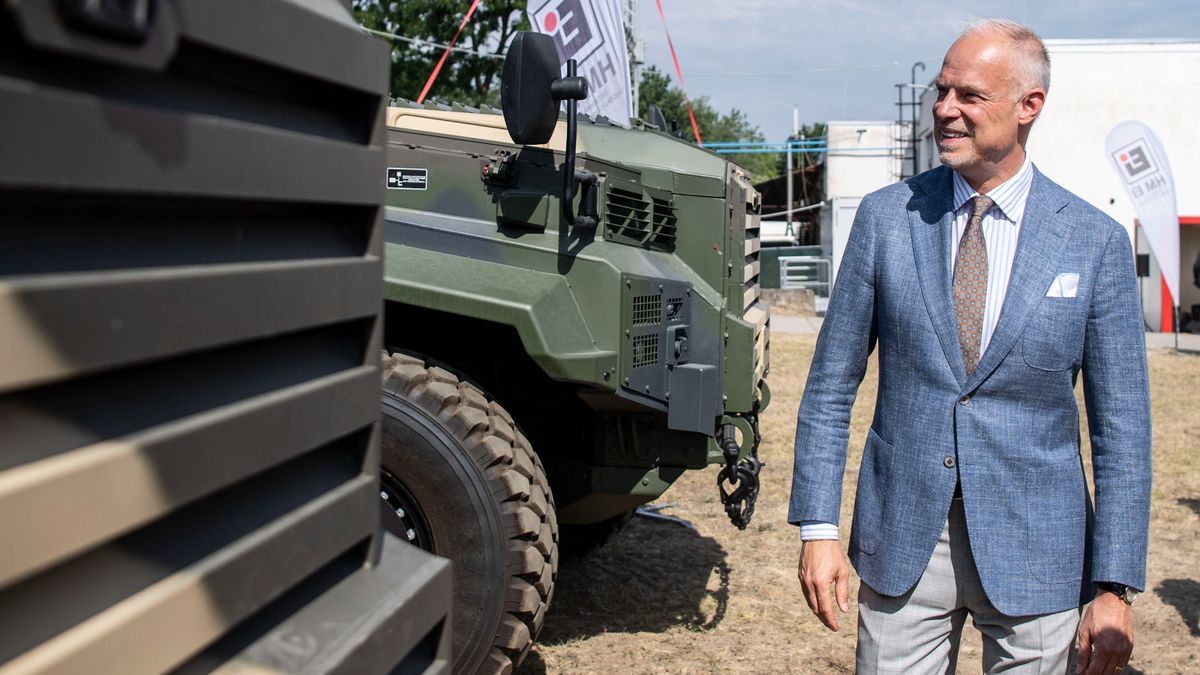 SZALAY-BOBROVNICZKY Kristóf