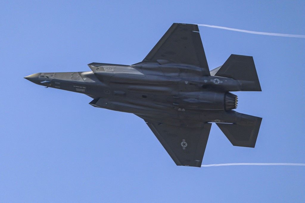 Lockheed Martin F-35 Lightning II At Paris Air Show 2025 Kitört a botrány Amerika és Svájc között: hiába rendelte meg, nem adja a csúcsvadászgépeit – duplájára emelte az F-35 árát