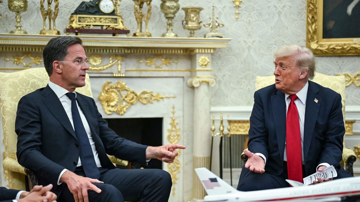 Trump 100 százalékos vámokkal fenyegeti Oroszországot Ukrajna miatt