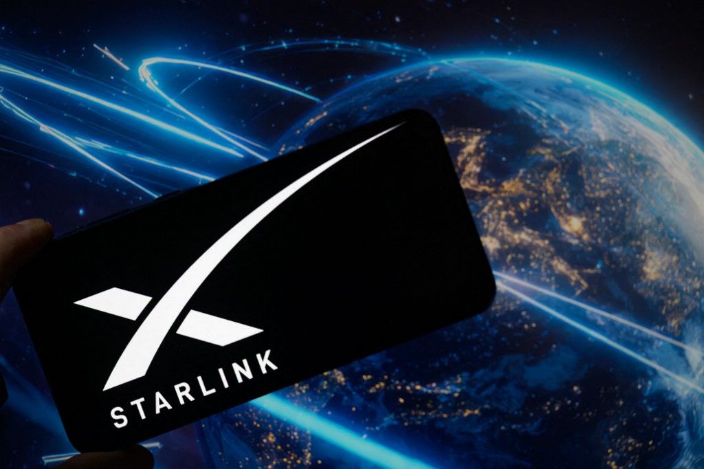 Starlink - Photo Illustration