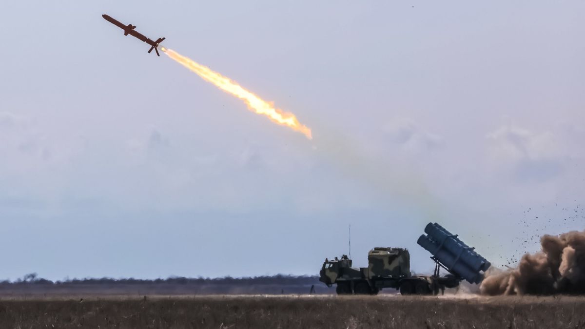 Odessa,,Ukraine,-,Apr,05,,2019:,Tests,Of,The,Newest külföldi fegyvergyártók 