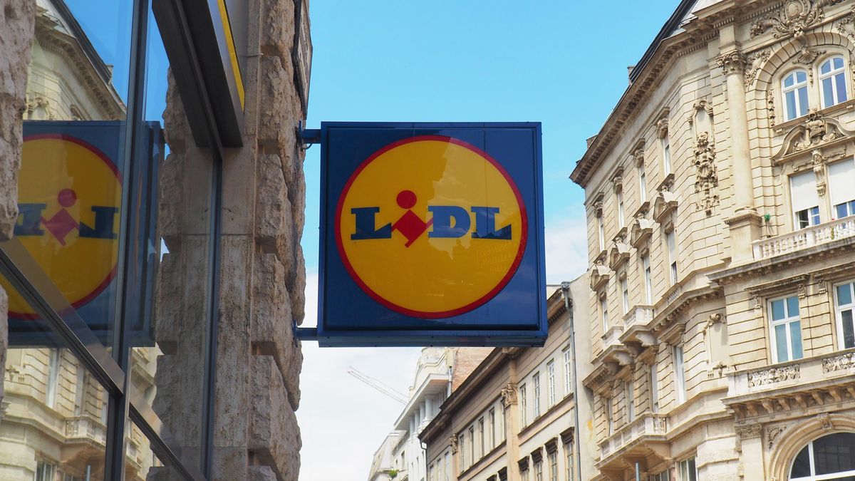 Budapest,,Hungary,-,July,3,,2020:,Lidl,Super,Market,Chain
