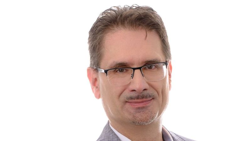 Hegedűs Tamás szerző profilképe