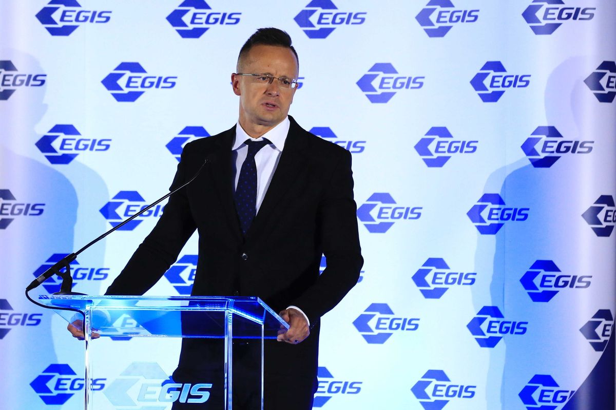 SZIJJÁRTÓ Péter egis gyógyszergyár