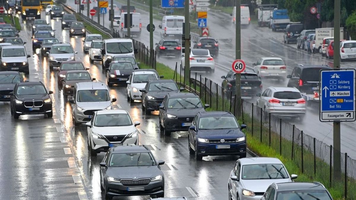 Elegük lett az európai autógyártóknak: szó sem lehet a robbanómotorok betiltásáról 