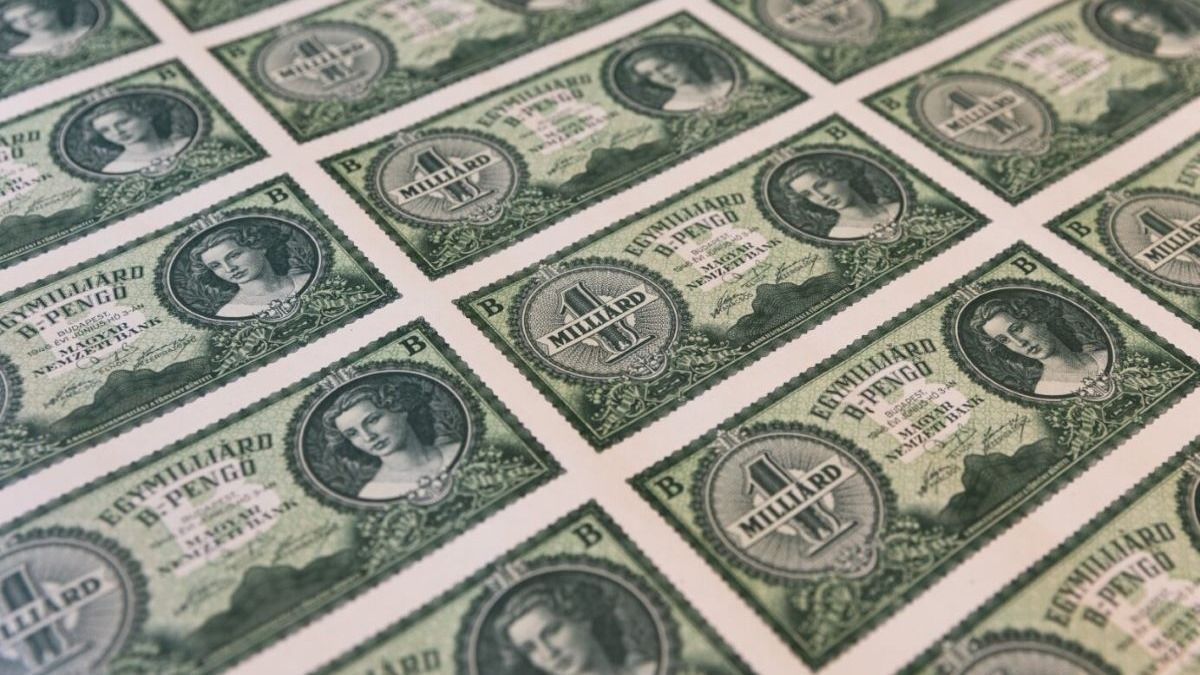 Több mint másfél milliót kérnek egy régi ötpengős bankjegyért 