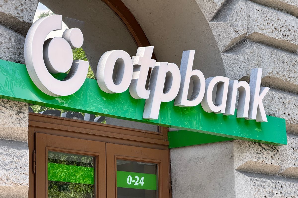 Valami nagyon nem stimmel az OTP-nél: duplán vonják le a vásárlások összegét – megszólalt a bank