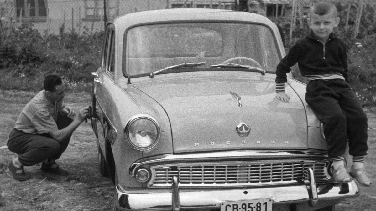 Trabant, Zsiga és Ezeröcsi – mutatjuk a Kádár-korszak kedvenc autóit 