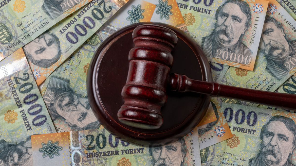 Hatalmas erősödéssel várja a forint a Trump–Putyin-találkozót, a dollár ismét nagy pofont kapott 