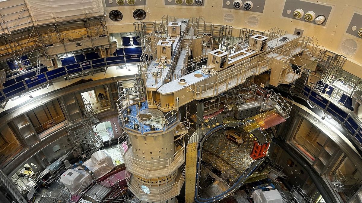 Egy hadihajót már felemelhetne a fúziós energia szupermágnese, lassan áramot is kellene termelni 