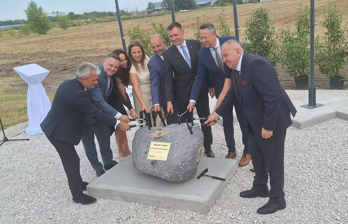 befektetés, beruházás,