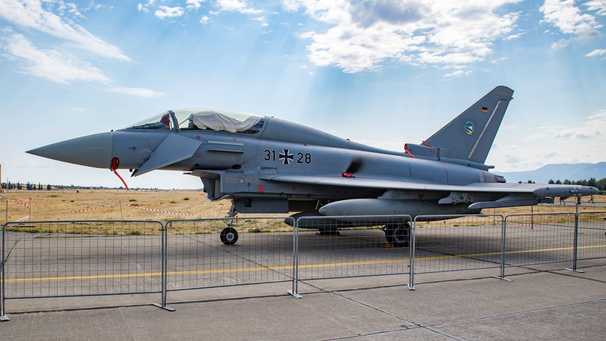 Törökországnak nem elég az új Eurofighter, begyűjti a használtakat is 