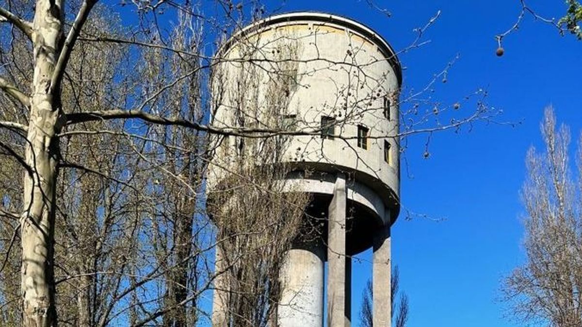 Ha víztoronyban lakna, most itt az alkalom: van egy eladó 