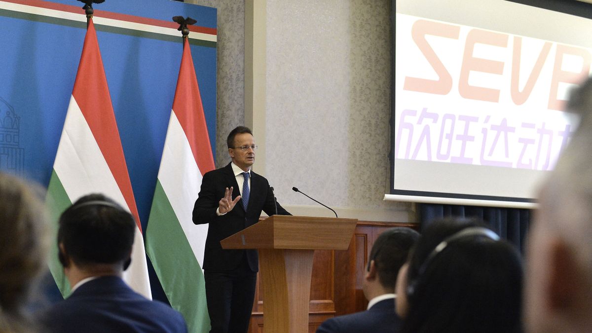 Brüsszel által jóváhagyott támogatással épül egy magyar akkugyár 