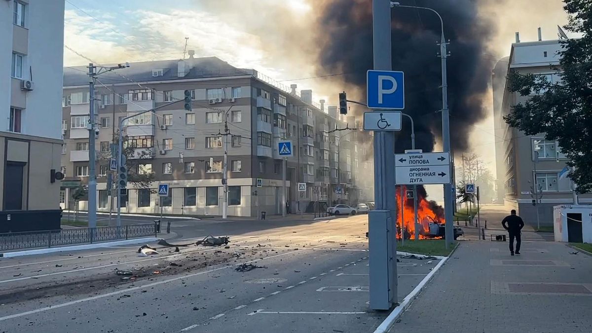 Pusztító csapás: Ukrajna elveszítette féltve őrzött szuperfegyverét – az oroszok az utolsó pillanatban szétlőtték a Sapsan gyárait 