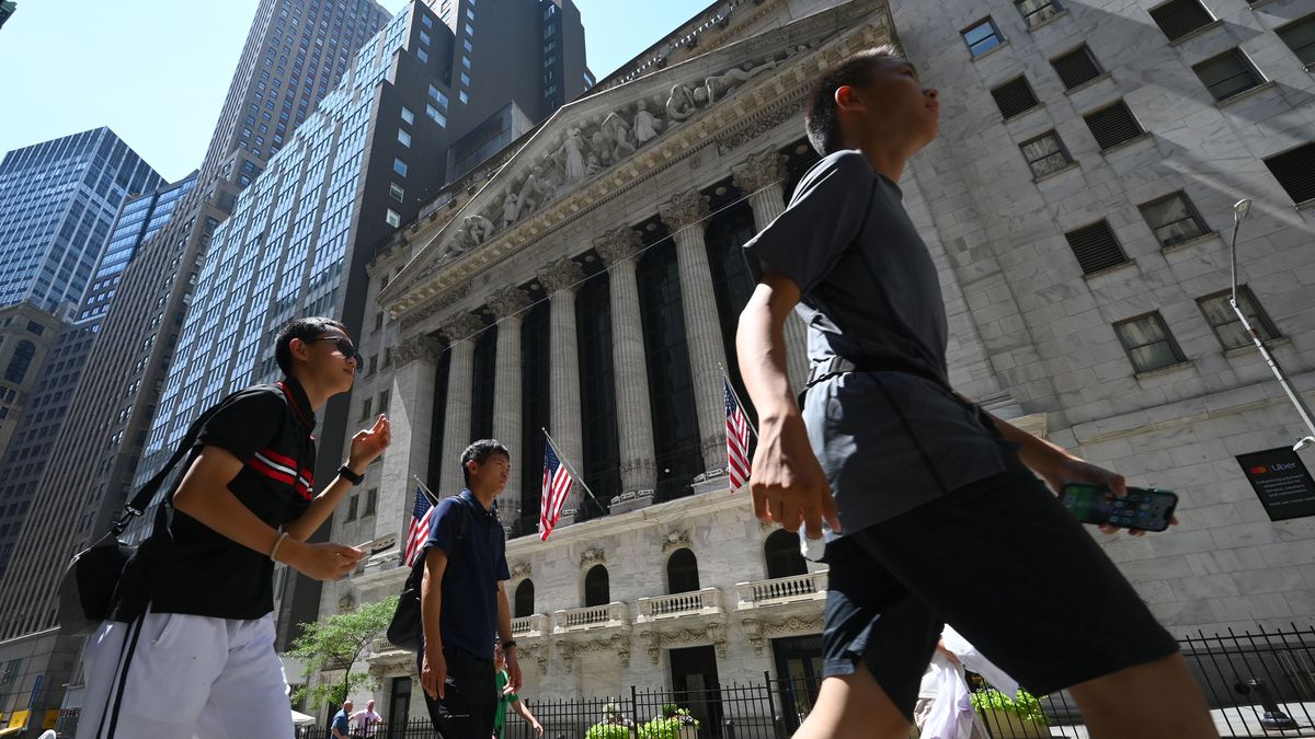 Fed,NY: Feds Keep Interest Rates Steady As US GDP Up 3% In 2nd Quarter