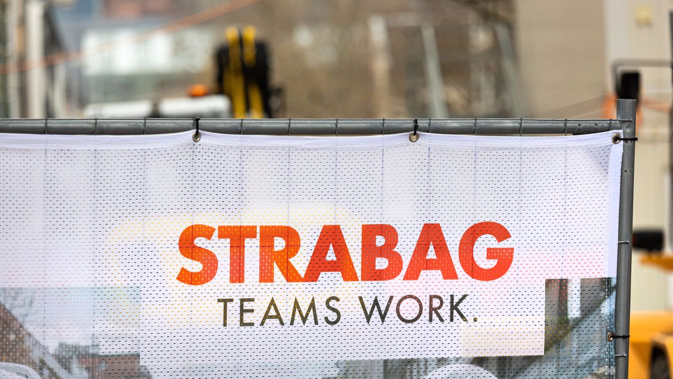 Frankfurt,,Hesse,,Germany,-,30,01,2024:,A, Strabag, Sign