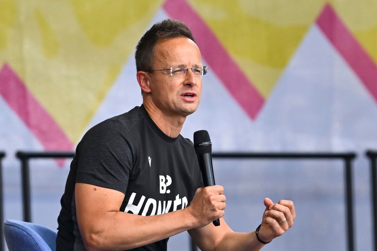 SZIJJÁRTÓ Péter