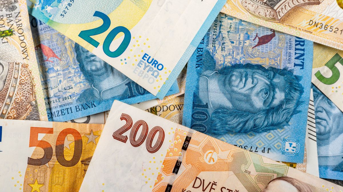 Megtorpant a forint az MNB kamatdöntése előtt, a lélektani határ rossz oldalán a dollárkereszt 