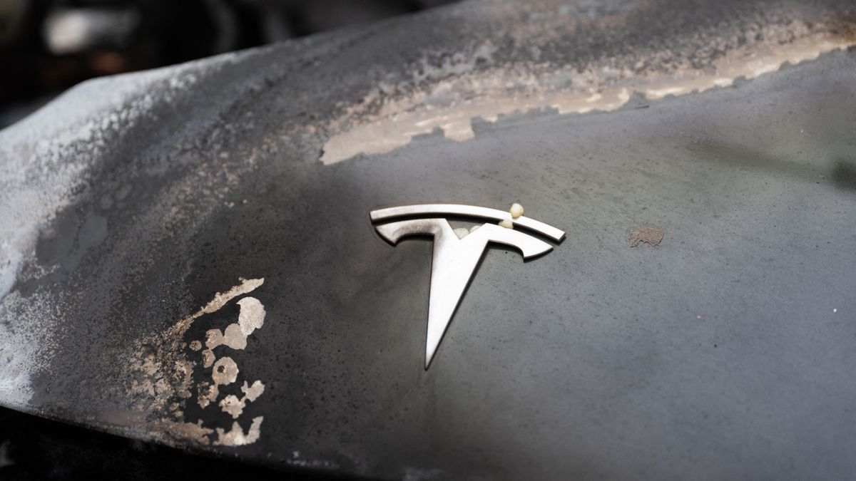 Tűz ütött ki a Tesla németországi gyárában: akkumulátorok gyulladtak ki – azonnal evakuálták a munkásokat 