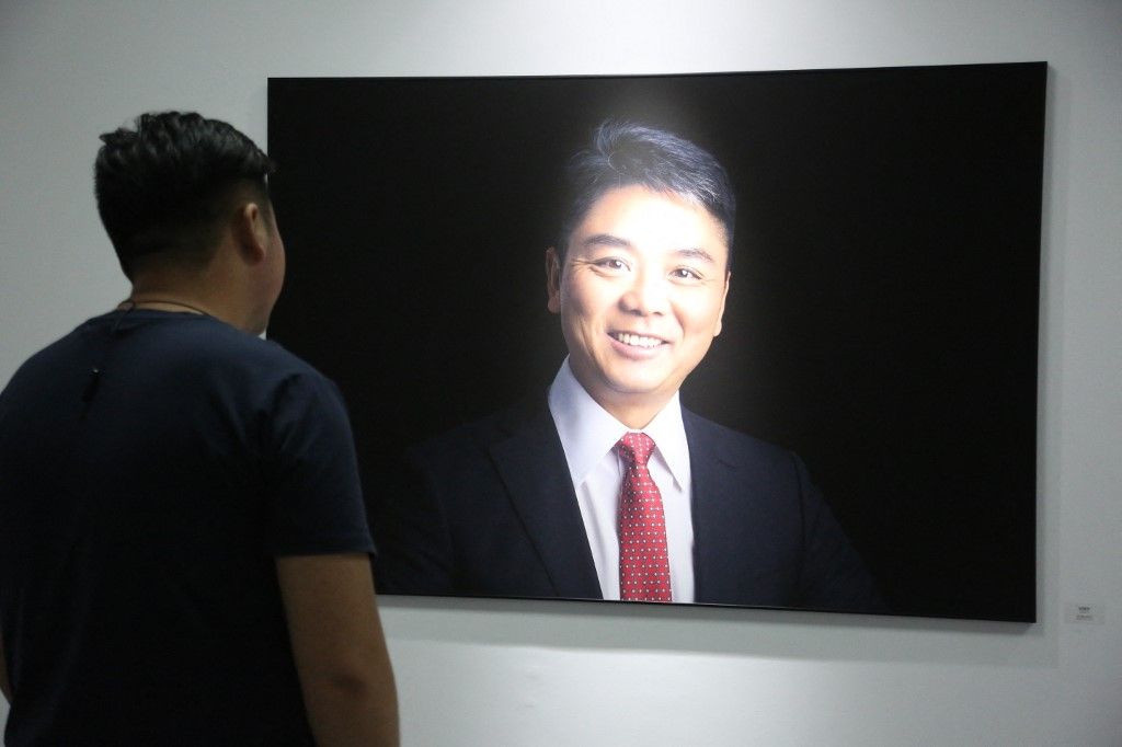 MediaMarkt Pan Shiyi's photography exhibition shows men of the times in 40th years' reform and opening-up