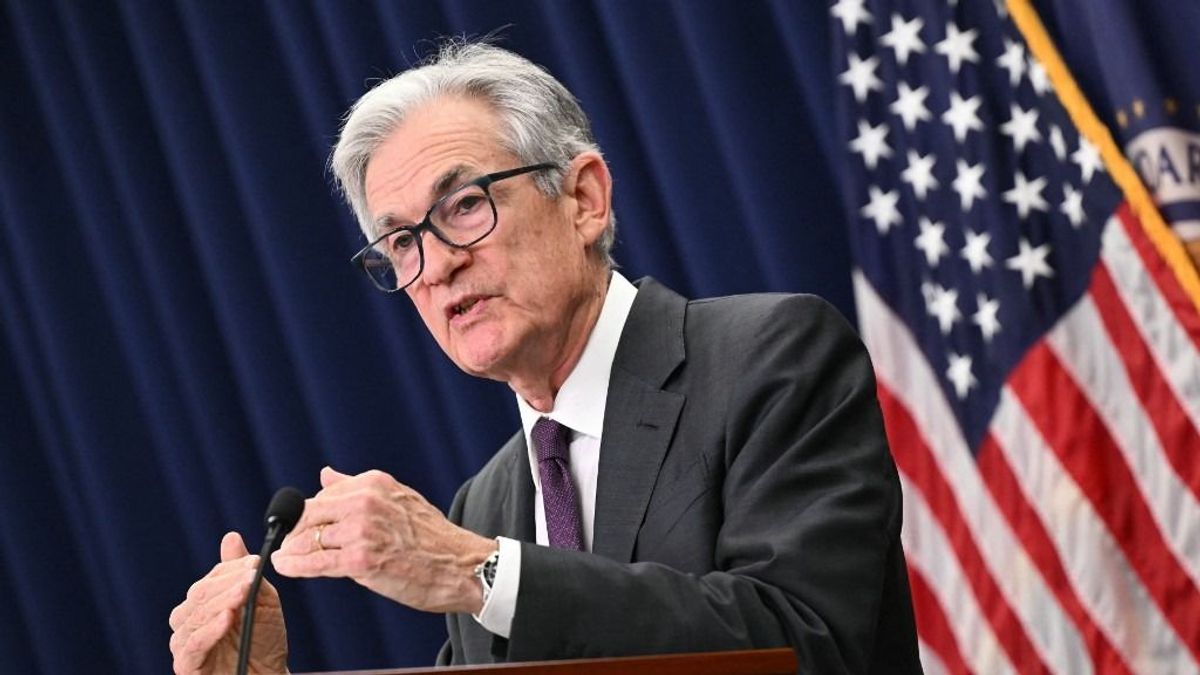 Az egész világ az amerikai jegybankelnök beszédét várja - minden, amit a mai tőzsdenap előtt tudni érdemes 